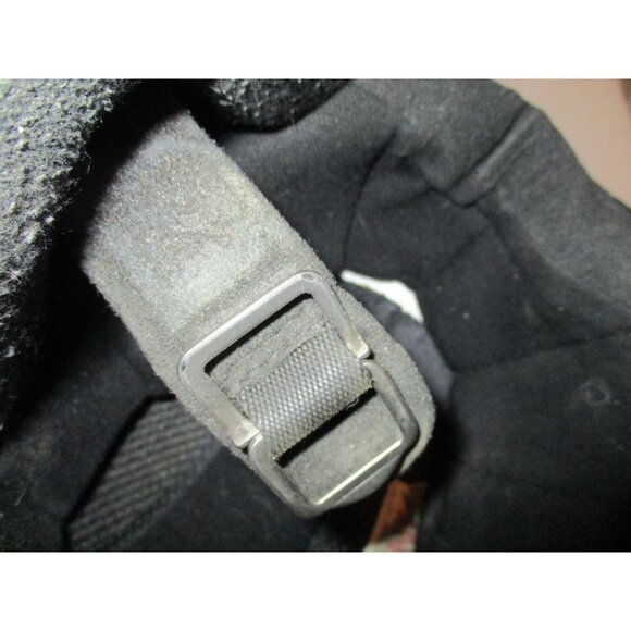 *HJC Motorcycle Helmet Black DOT - Large - Adjustable Chin Strap and Visor - Picture 11 of 11